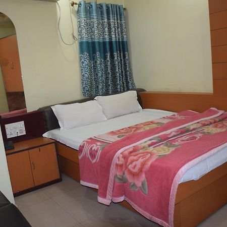 Starline Hotel Agartala Luaran gambar